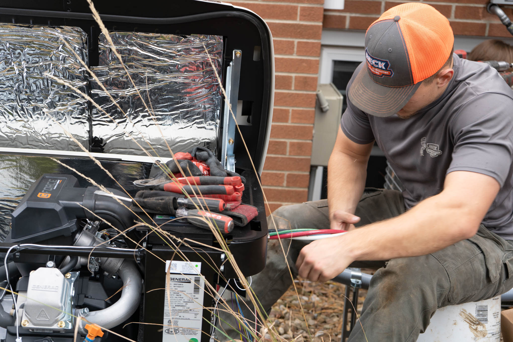 Beck Electric, Generators & Plumbing Generator Tech Installation